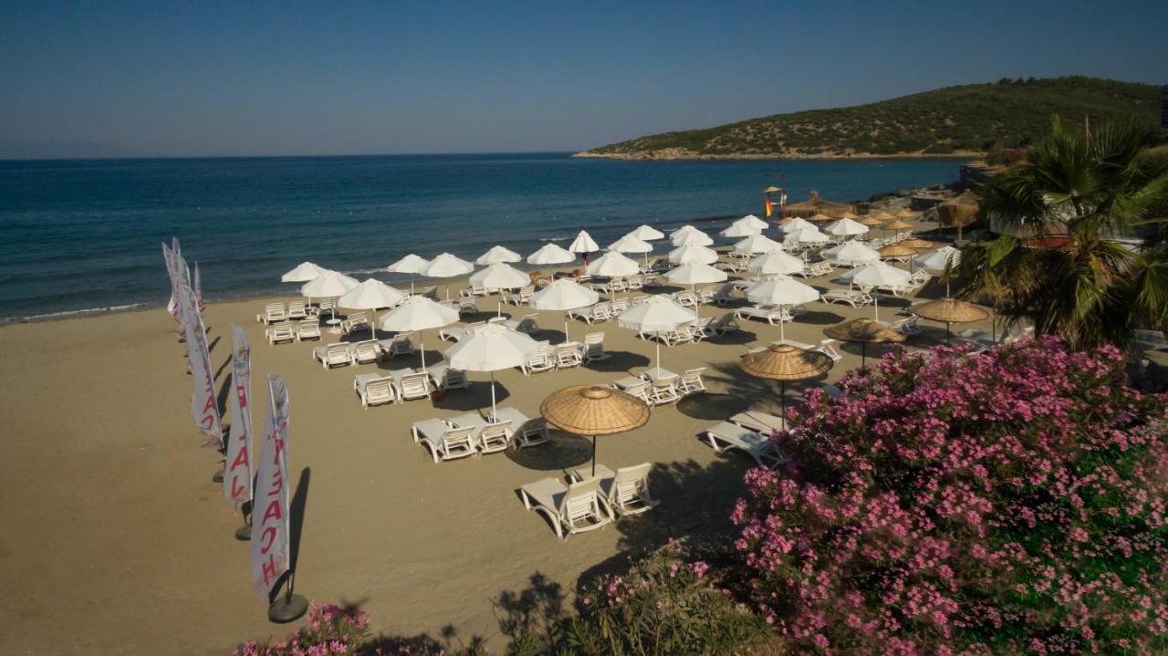 Ramada Hotel & Suites By Wyndham Kusadası Exterior foto