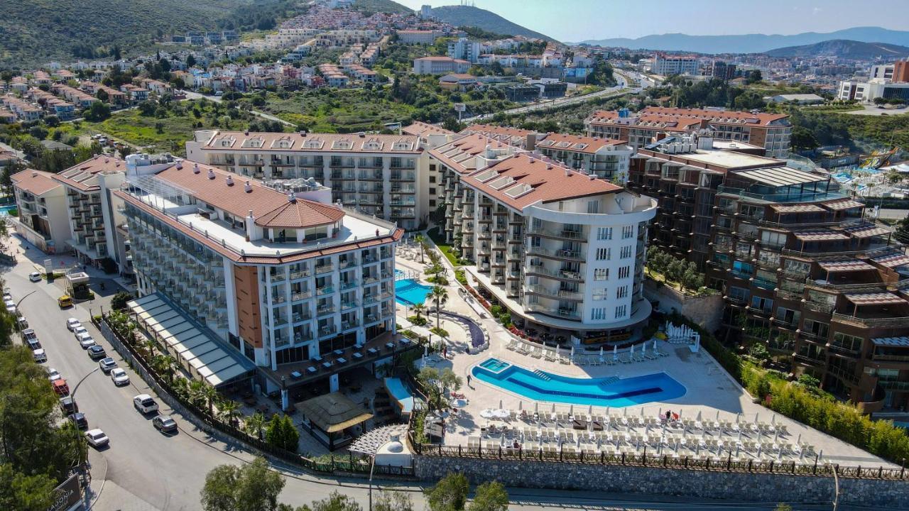Ramada Hotel & Suites By Wyndham Kusadası Exterior foto